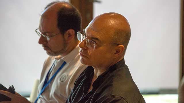 Padre Mario (priore della Comunità Monastica di Siloe) e Ernesto Diaco (membro del Comitato organizzatore del Festival)